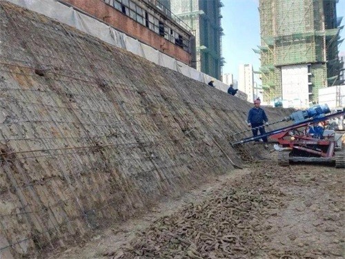 湖里建筑边坡支护